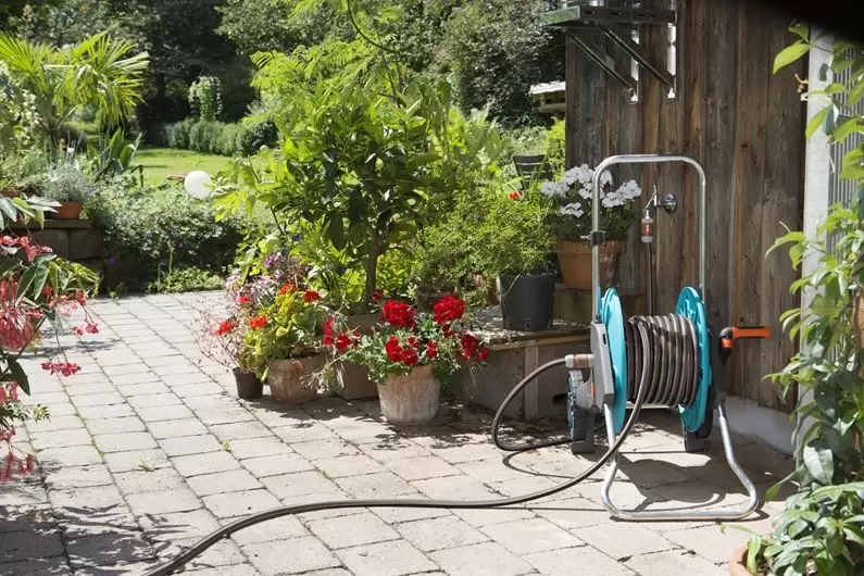 procent Probleem warmte Gardena Aansluitset voor Slangenwagen | Tuincollectie.nl - Tuincollectie.nl