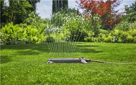 Gardena Zwenksproeier Aquazoom M