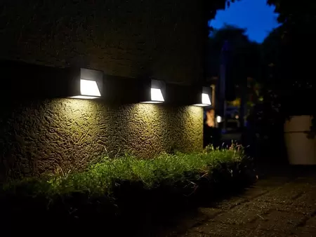 Luxform Wandlamp Skye Zonne-energie