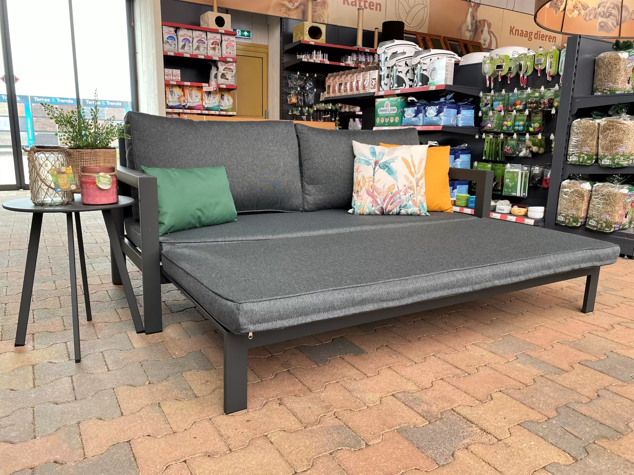 hoeveelheid verkoop Schots Waakzaam Daybed Tika | Uitschuifbaar Loungebed | Tuincollectie.nl - Tuincollectie.nl